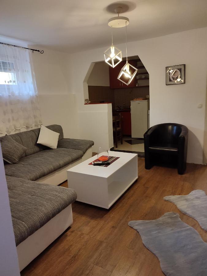 V&J Apartments Podgoriçe Dış mekan fotoğraf